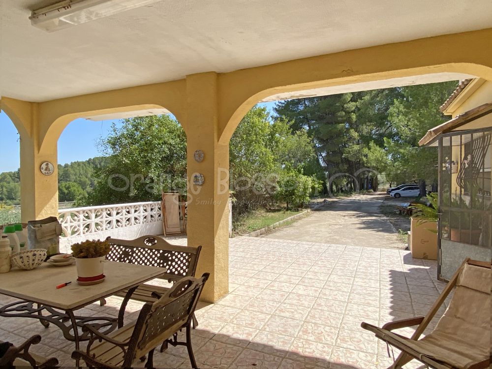 Villa spacieuse au charme rustique dans l’idyllique Benissoda