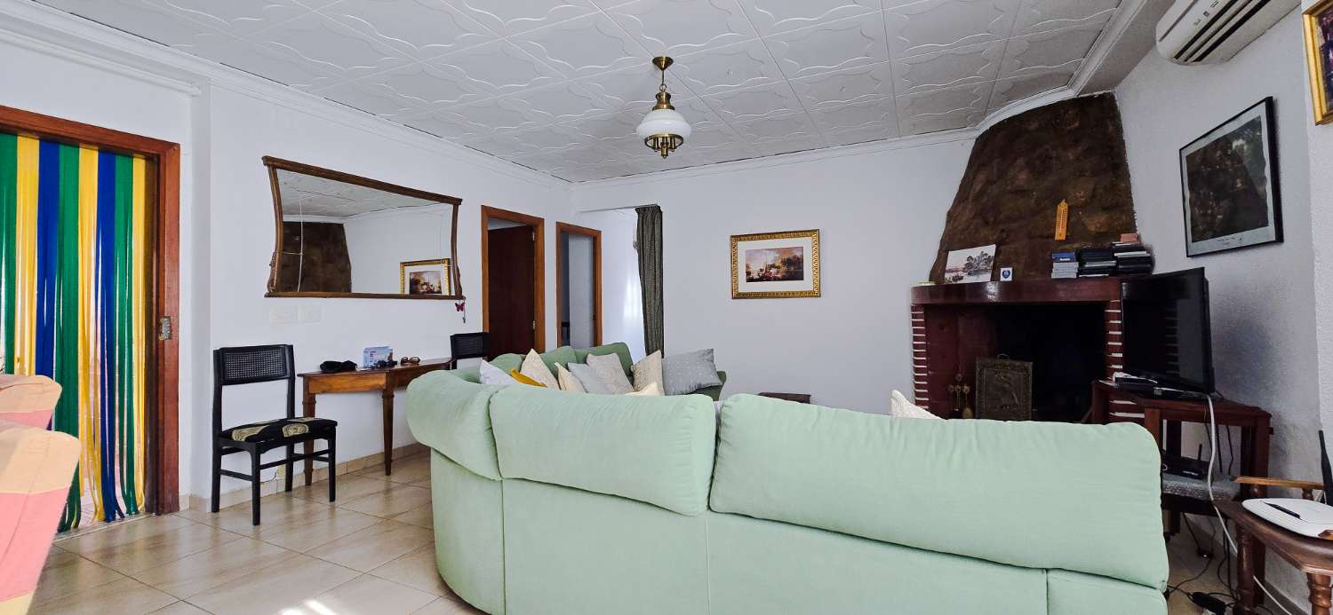 Villa en vente à Urbanizaciones (Gandia)