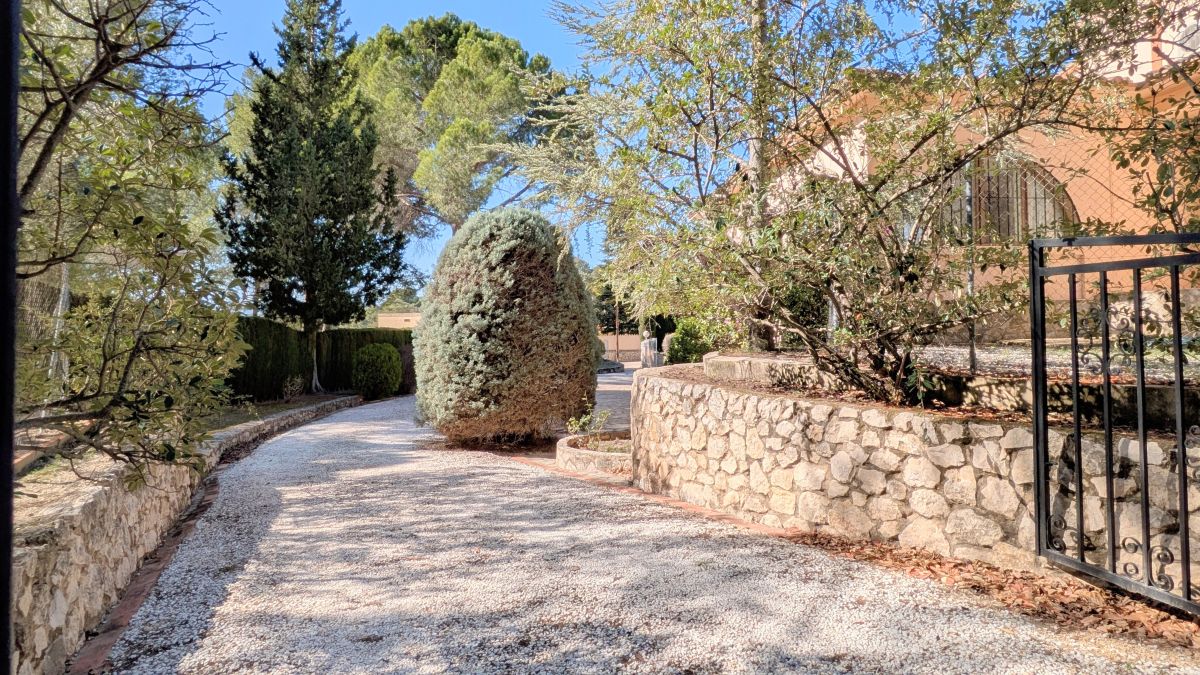 Exklusive mediterrane Villa in bester Ontinyent-Lage