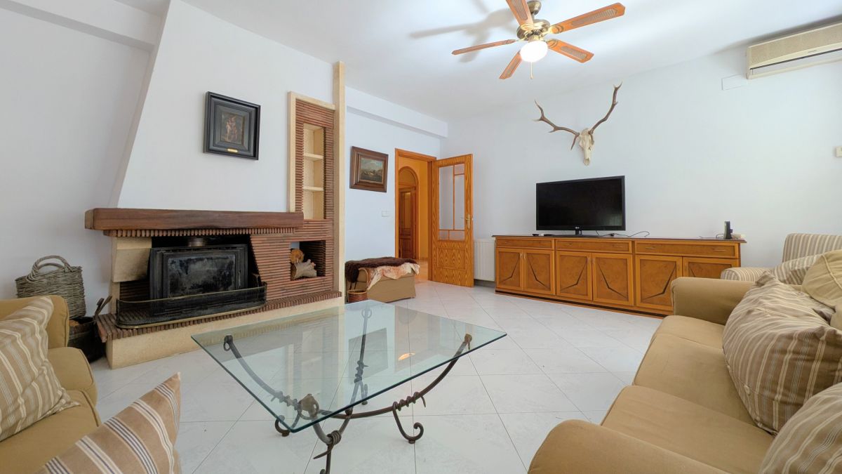 Exklusive mediterrane Villa in bester Ontinyent-Lage