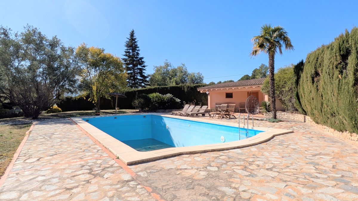 Exklusive mediterrane Villa in bester Ontinyent-Lage