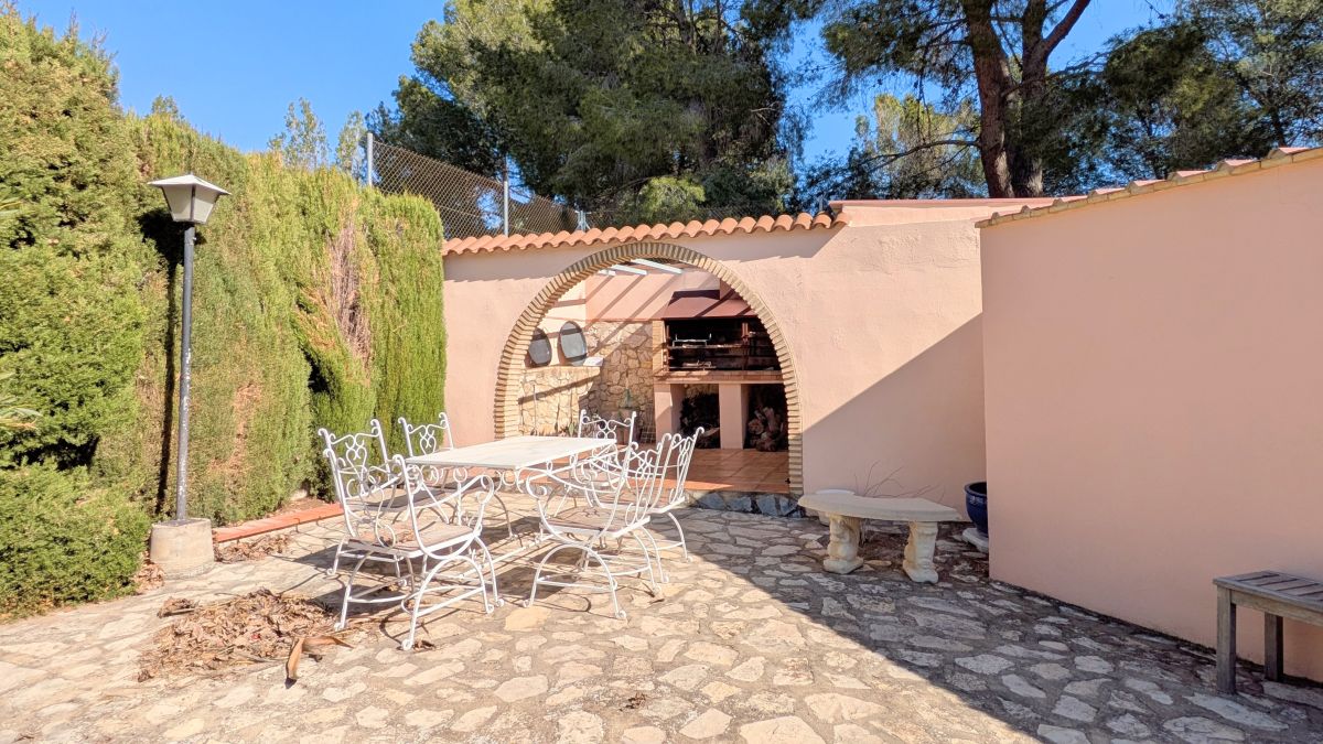 Exklusive mediterrane Villa in bester Ontinyent-Lage